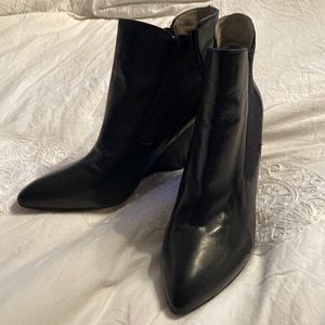Steven by Steve Madden black leather booties